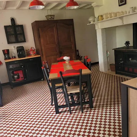 Petite Maison Dans Les Bois Villefranque (Hautes-Pyrenees)