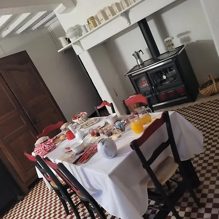 Nocleg ze śniadaniem Petite Maison Dans Les Bois