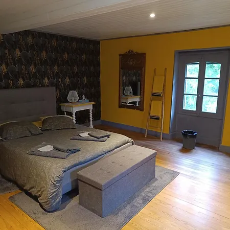 Bed & Breakfast Petite Maison Dans Les Bois *
