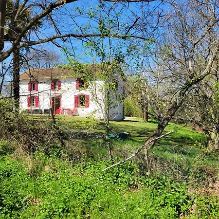 Nocleg ze śniadaniem Petite Maison Dans Les Bois Villefranque (Hautes-Pyrenees)