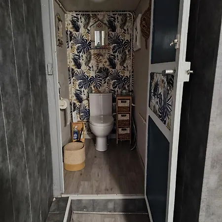 Petite Maison Dans Les Bois Villefranque (Hautes-Pyrenees)