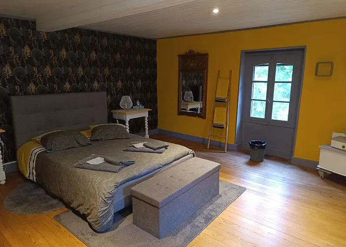 Bed & Breakfast Petite Maison Dans Les Bois *